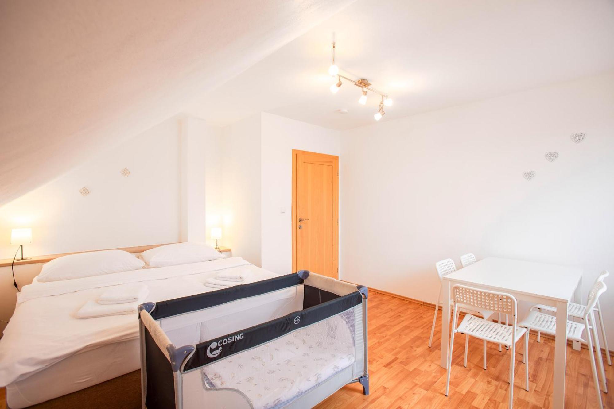 Amenity Apartmany Perná Eksteriør billede