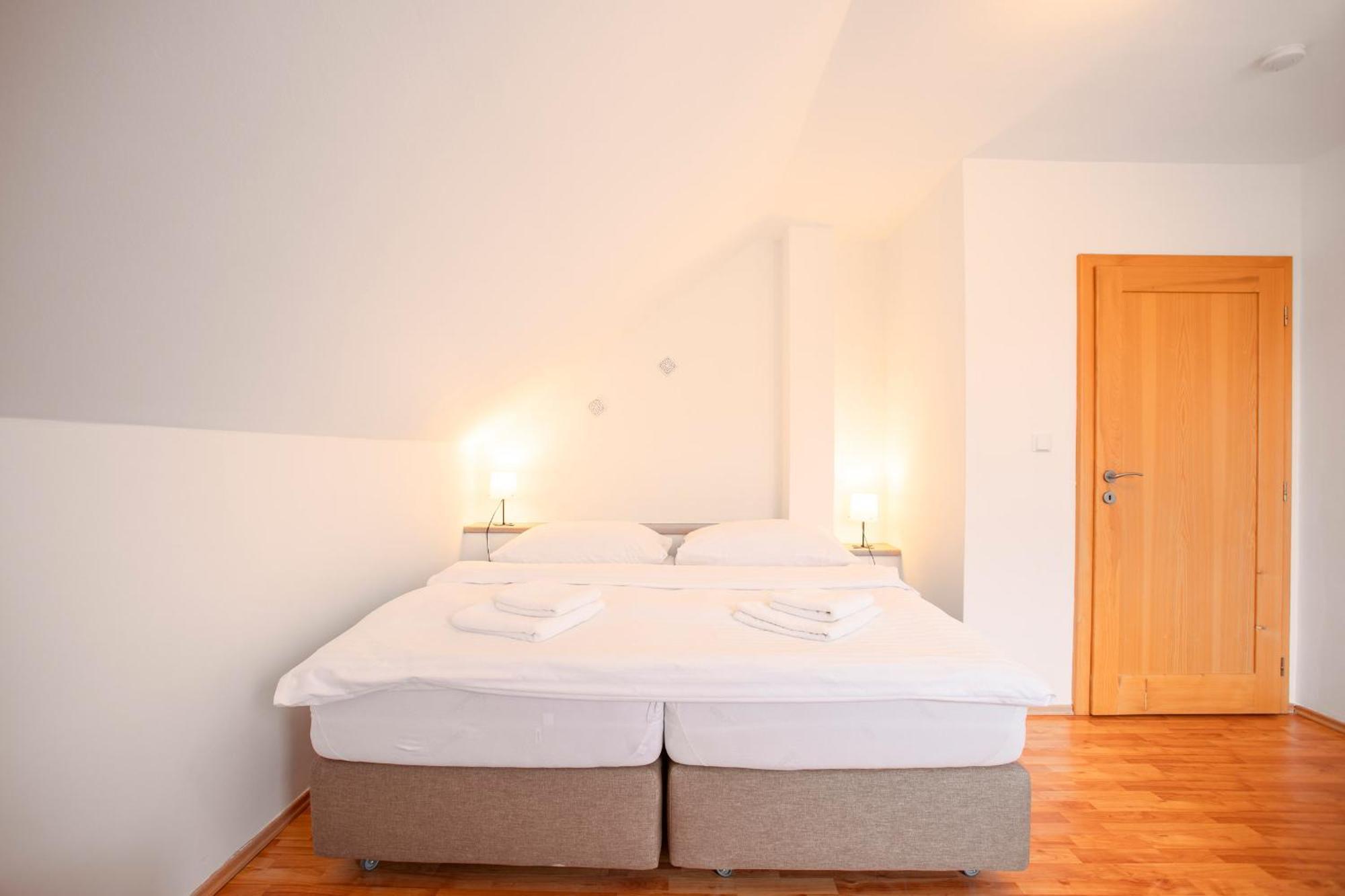 Amenity Apartmany Perná Eksteriør billede