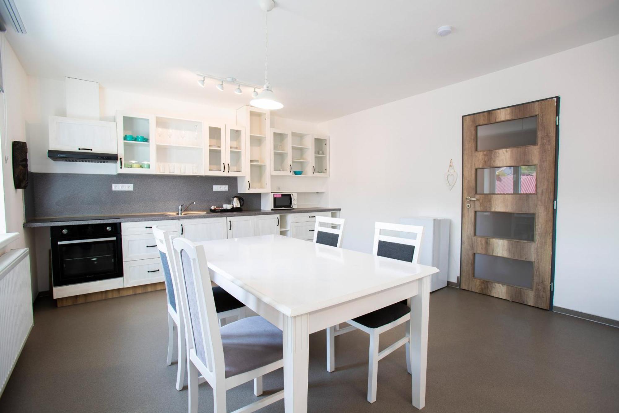 Amenity Apartmany Perná Eksteriør billede